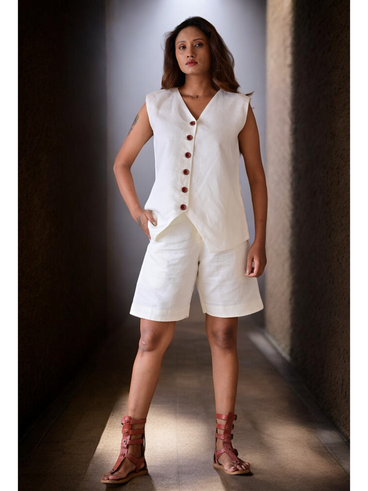 White Linen A Shorts Jacket Set