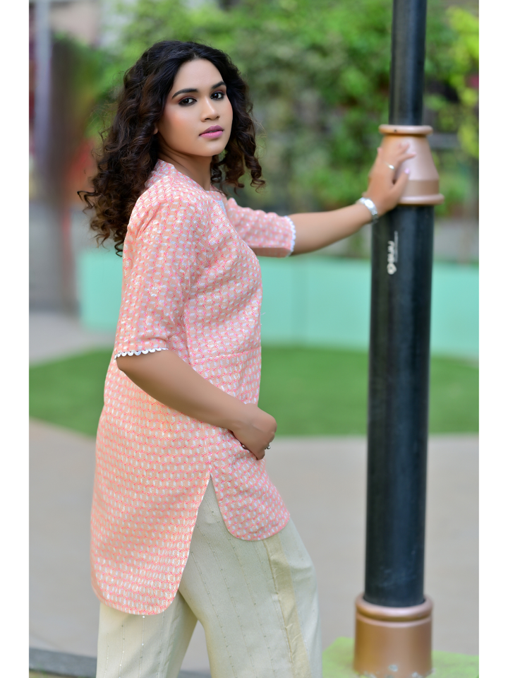 ladies kurtis, kutris for women,  women  kurtis, ladies  kurtis and tops, womens kurtis, pink kurti for women, down shoulder kutris for women, women in pink kurtis, kurtis online kurtis, chanderi tissue kurti, party wear short Kurtis on jeans, womens ethnic wear