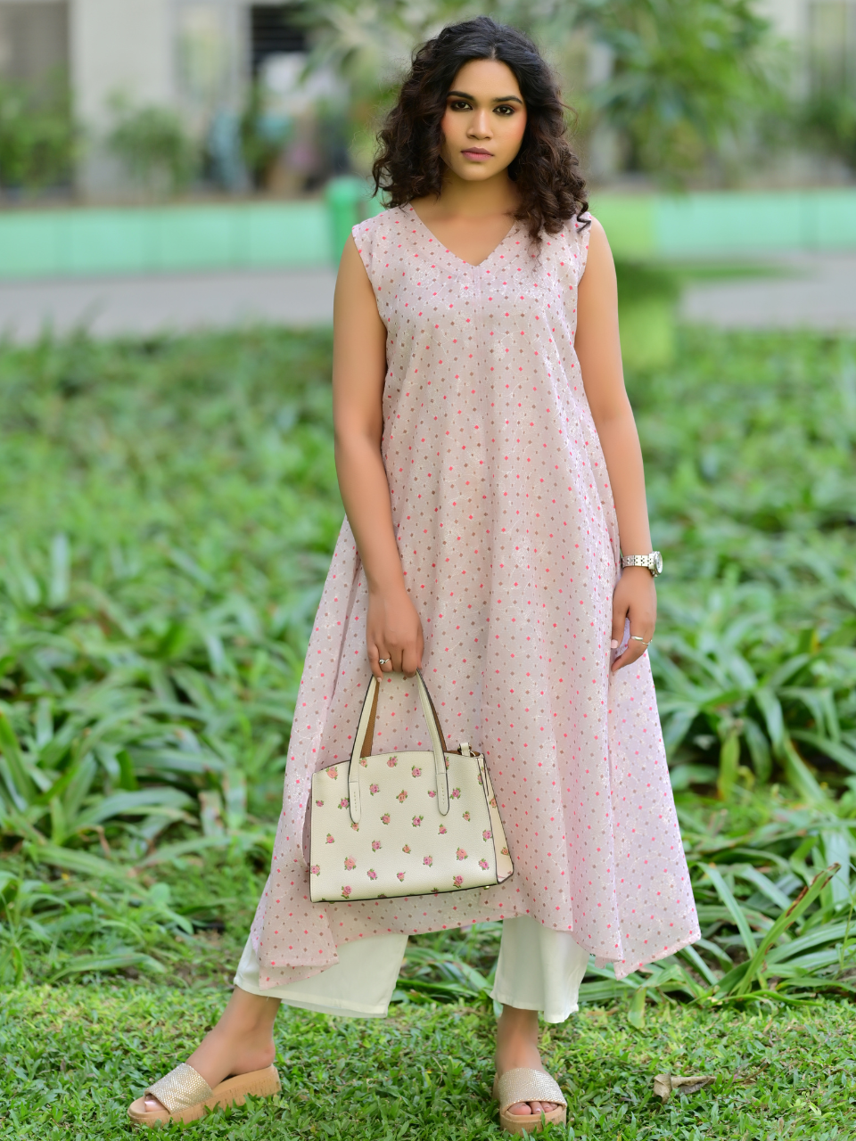 Pink Long Chanderi Kurti   40% Off 