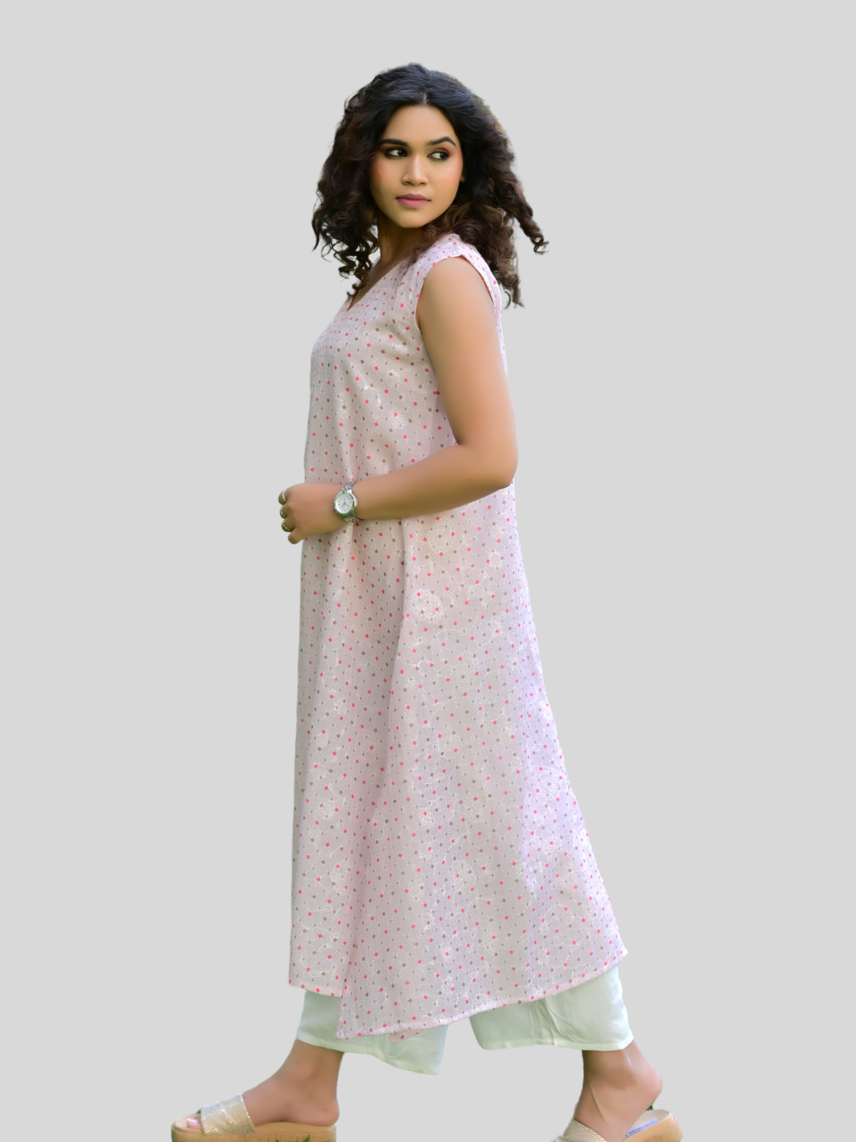 Pink Long Chanderi Kurti   40% Off 