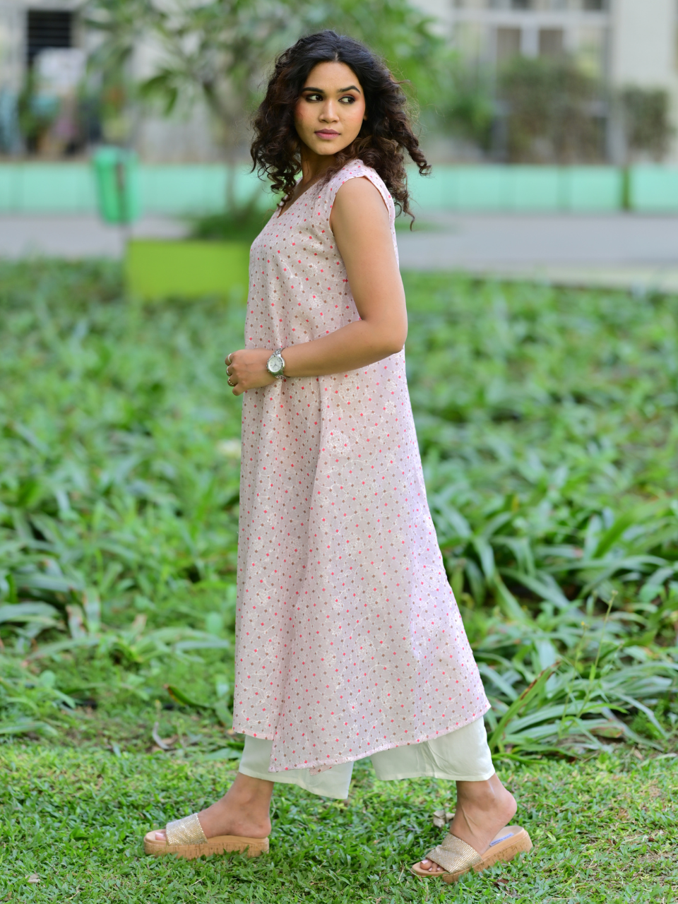 Pink Long Chanderi Kurti   40% Off 